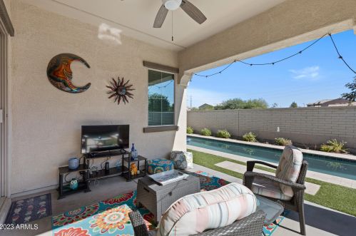 3901 Scott Dr, Chandler AZ  85286 exterior