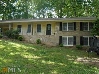 1363 Mohawk Dr, Lawrenceville GA  30043-5840 exterior