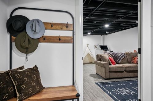 1858 Rutledge St, Madison WI  53704-5543 exterior