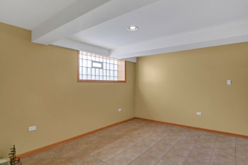 10135 Bell Ave, Chicago IL 60643-1905 exterior