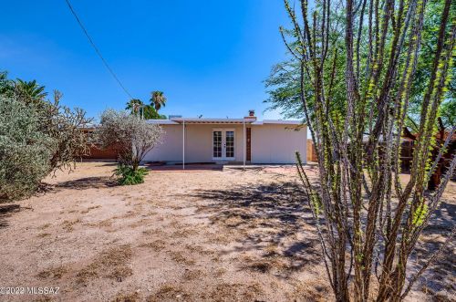 8257 Beverly St, Tucson AZ  85710-5931 exterior