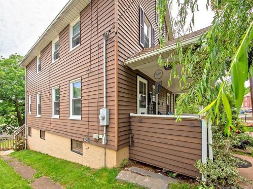 5 Commonwealth Ave, New Britain CT  06053-2913 exterior