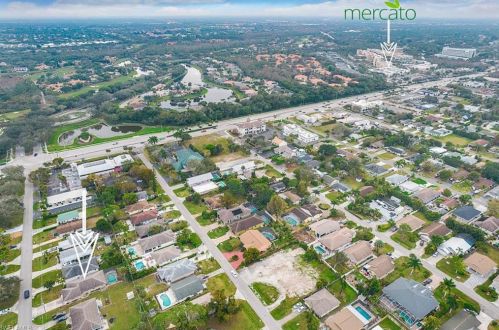 842 99 Ave, Naples FL 34108-2234 exterior