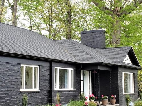 255 High Service Ave, Providence RI  02904-5135 exterior