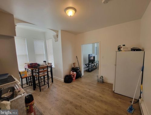 3535 8th St, Philadelphia PA 19140-4418 exterior