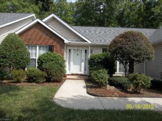 112 Village Dr, Jamestown, NC 27282-8626