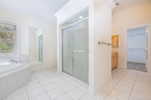 14 Chauncey Dr, Seymour CT 06478-1261 exterior