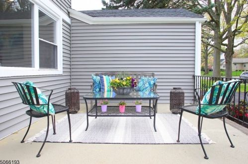 15 Carlton Dr, Montclair NJ  07043-2603 exterior