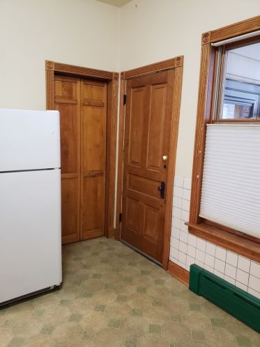 3217 Southport Ave, Chicago IL 60657-3228 exterior