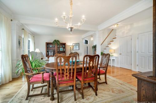 185 Country Club Dr, Seymour CT 06478-1197 exterior