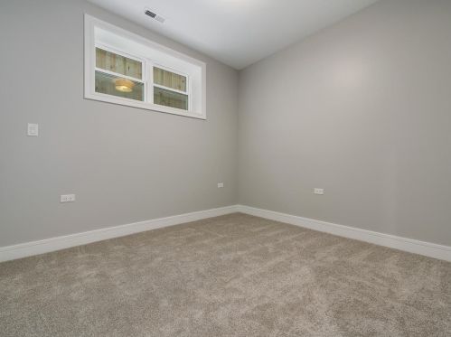 3536 Albany Ave, Chicago IL 60612-3921 exterior