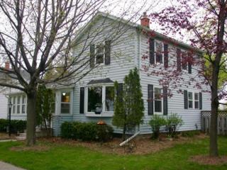 326 Summit St, Appleton, WI 54914-5370