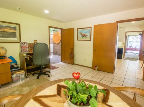 300 Cir Dr, Meskegon MI 49445-2712 exterior