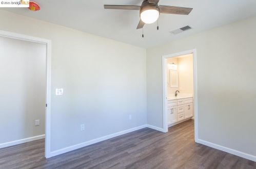 1330 Cross Way, Concord, CA 94520-3008