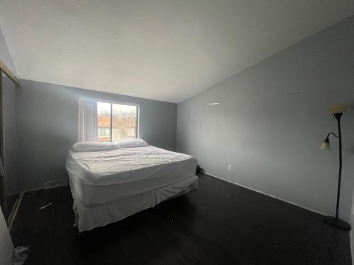 6558 Bourbon St, Milwaukee WI 53224-5115 exterior