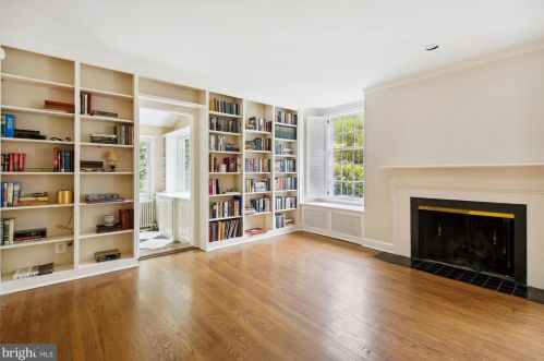 312 Alexandria Ave, Alexandria VA 22301-3036 exterior