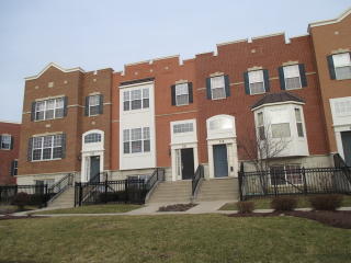 721 Station Blvd, Aurora IL  60504-2110 exterior