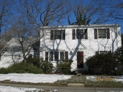141 Fairway Dr, Newton, MA 02465-1714