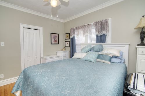 508 8 Ave, Broadview IL 60153-1516 exterior