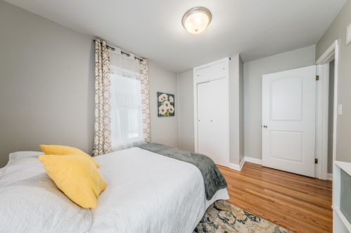 3028 86, Milwaukee WI 53227-4621 exterior