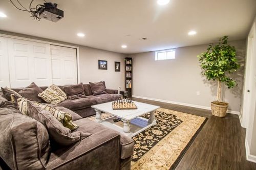 895 Parkside Ave, Elmhurst IL 60126-5027 exterior