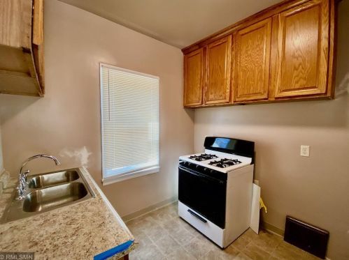 62 Hatch Ave, Saint Paul MN 55117-4716 exterior