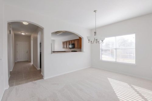 11000 Boundless Vly Dr, Austin TX 78754 exterior