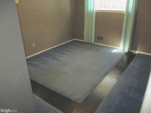 77 Argonne Ave, Trenton NJ 08620-1631 exterior