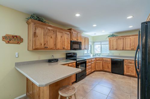 1102 Paseo De Golf, Green Valley AZ 85614-3604 exterior