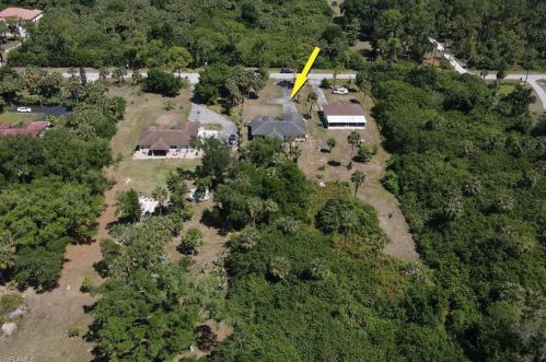 4110 18 Ave, Naples FL 34120-6308 exterior