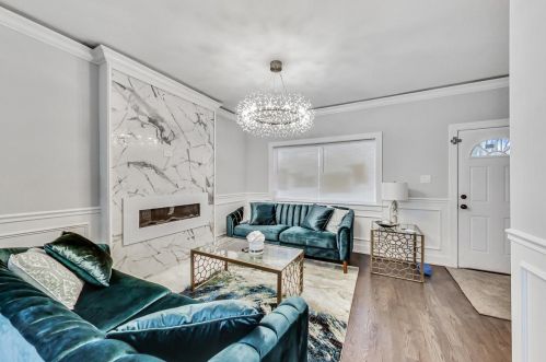 245 13 Ave, Broadview IL 60153-1407 exterior