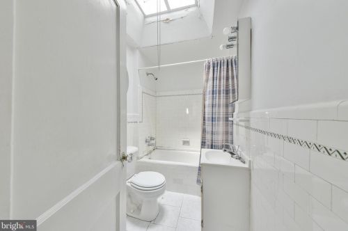 247 Cliveden St, Philadelphia PA 19150-0022 exterior