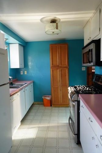 790 Camp Hollow Rd, Pittsburgh, PA 15122-3387