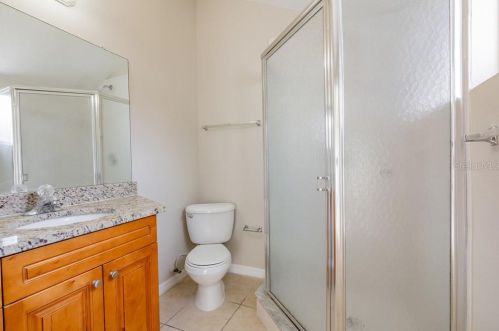 9517 Citrus Glen Pl, Tampa FL  33618-4032 exterior