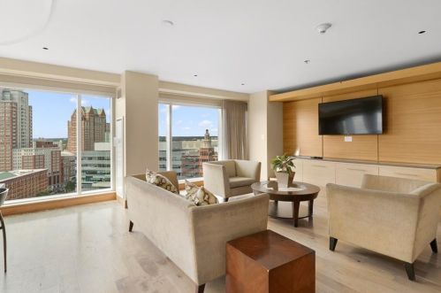 100 Exchange St, Providence RI  02903-2609 exterior