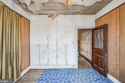 2316 17 St, Philadelphia PA 19132-4405 exterior