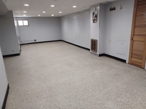 7918 Metropole St, Chicago IL 60707-1035 exterior