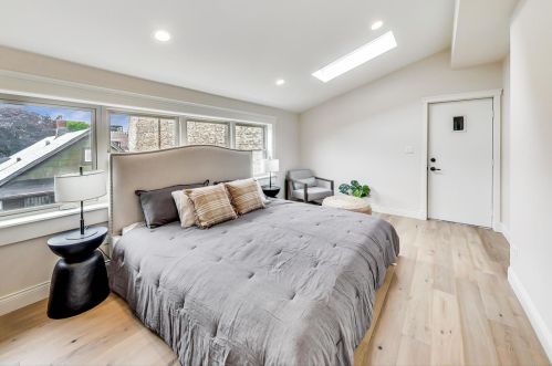 2779 Kenmore Ave, Chicago IL  60614-1305 exterior