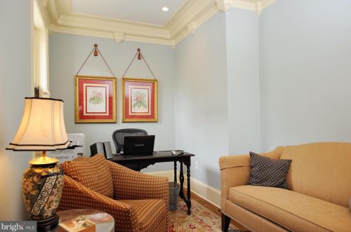 2101 Christian St, Philadelphia PA  19146-1209 exterior