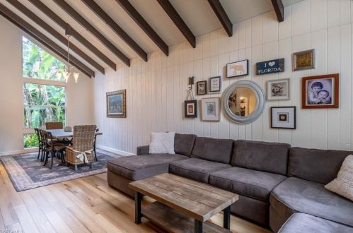 5020 Tallowood Way, Naples FL 34116-5006 exterior