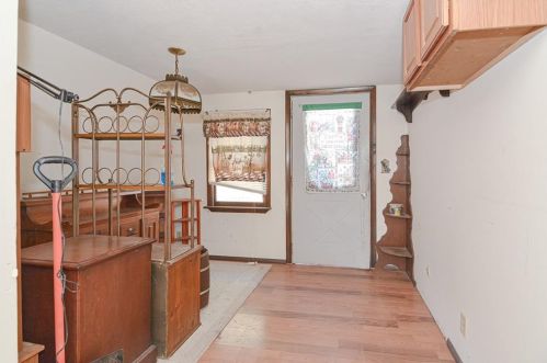 210 Greenhouse Rd, Coventry RI 02827-2101 exterior