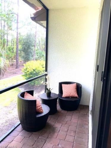 7985 Bristol Cir, Naples FL 34120 exterior