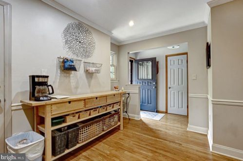 24 Mnr Dr, Princeton NJ 08540-1611 exterior