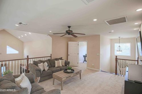 902 Claremont St, Phoenix AZ  85013-1360 exterior