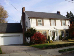178 Morton St, Newton, MA 02459-1528