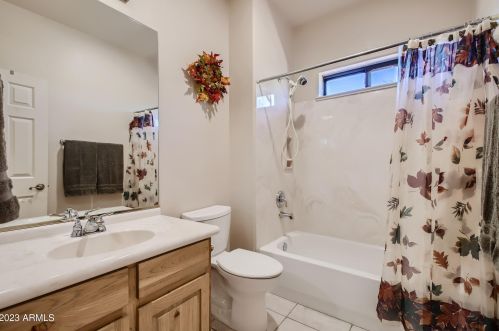 43630 20th St, Phoenix AZ 85006-2004 exterior