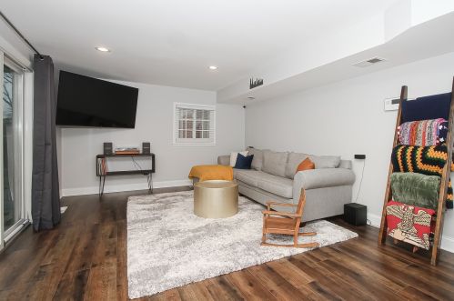 510 Adams St, Elmhurst IL  60126-4663 exterior