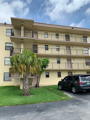 9355 8th St, Boca Raton FL  33428-6800 exterior