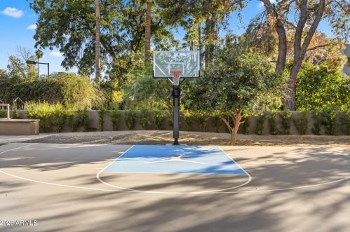 2111 Colter St, Phoenix AZ  85015-2821 exterior