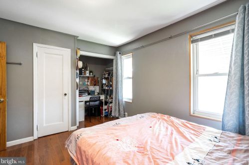 3225 Friendship St, Philadelphia PA 19149-1516 exterior